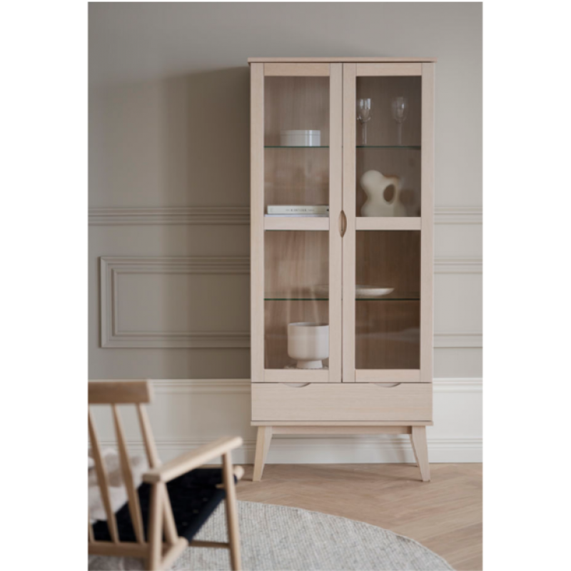 RO FILIPPA GLASS CABINET WHITEWASH